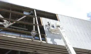 Removing_Siding.webp