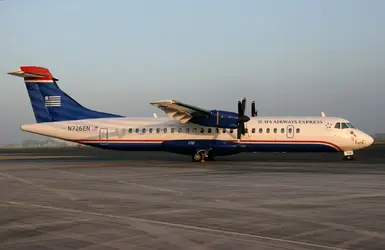 PDT_ATR72_600___N726EN_on_ramp_in_BNA.webp