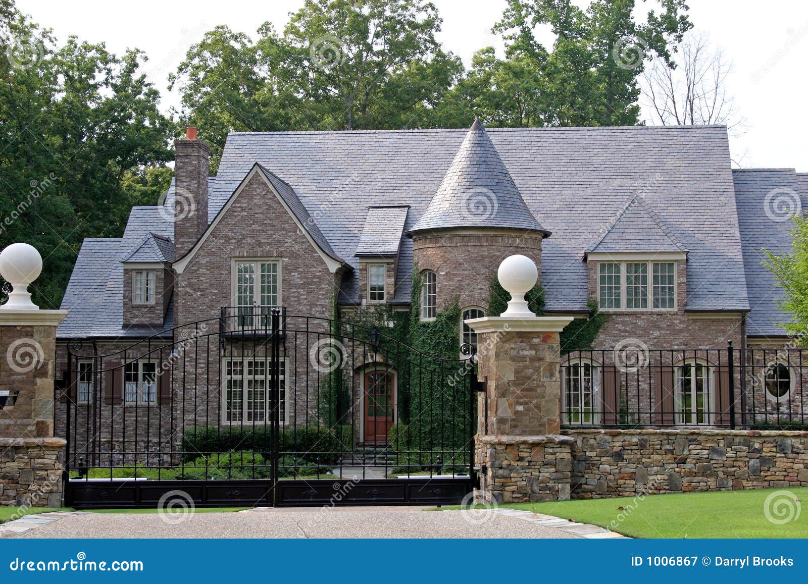 stone-mansion-1006867.jpg