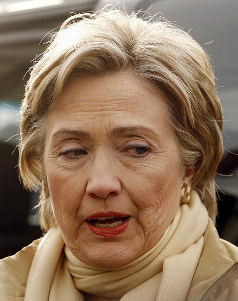 hillary_clinton_american_traitor2.jpg